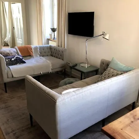 Apartment Schoener Wohnen Im Alten Rathaus In Achberg, See+berge Vor Der Tuer Achberg